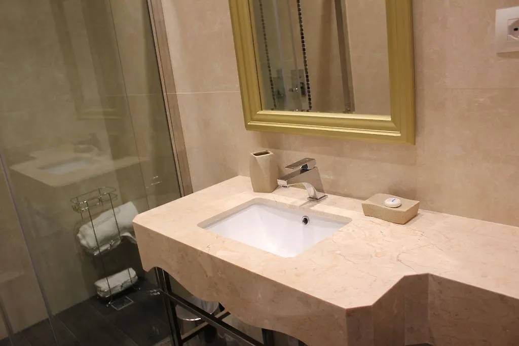 ****  Hotel Rezidenca Desaret Berat Albánie