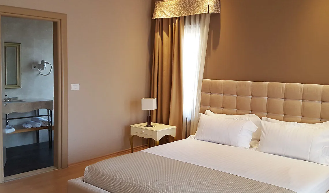 Hotel Rezidenca Desaret Berat