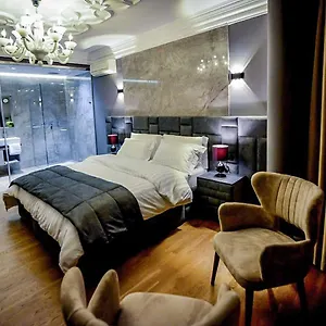 Hotel Vila Tirana 3*, Tirana Albánia