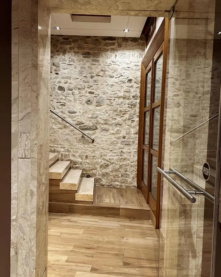 ****  Hotel Rezidenca Desaret Berat Arnavutluk